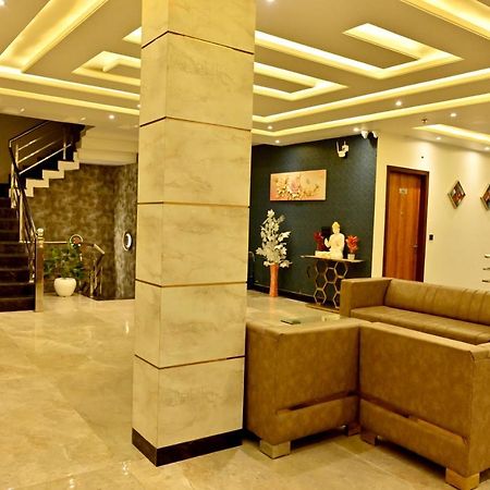 Hotel Elite - 5 Mins From Golden Temple Амритсар Екстериор снимка