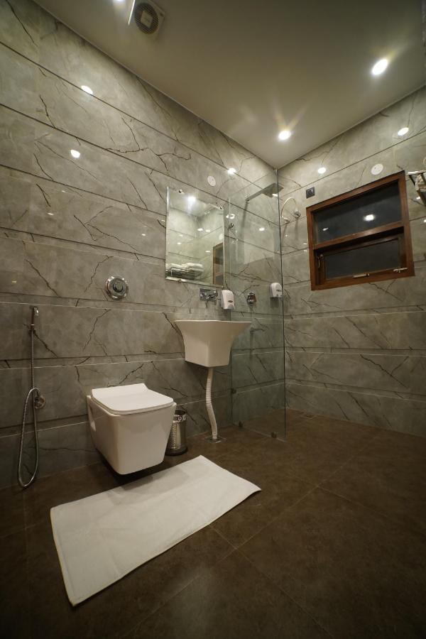 Hotel Elite - 5 Mins From Golden Temple Амритсар Екстериор снимка
