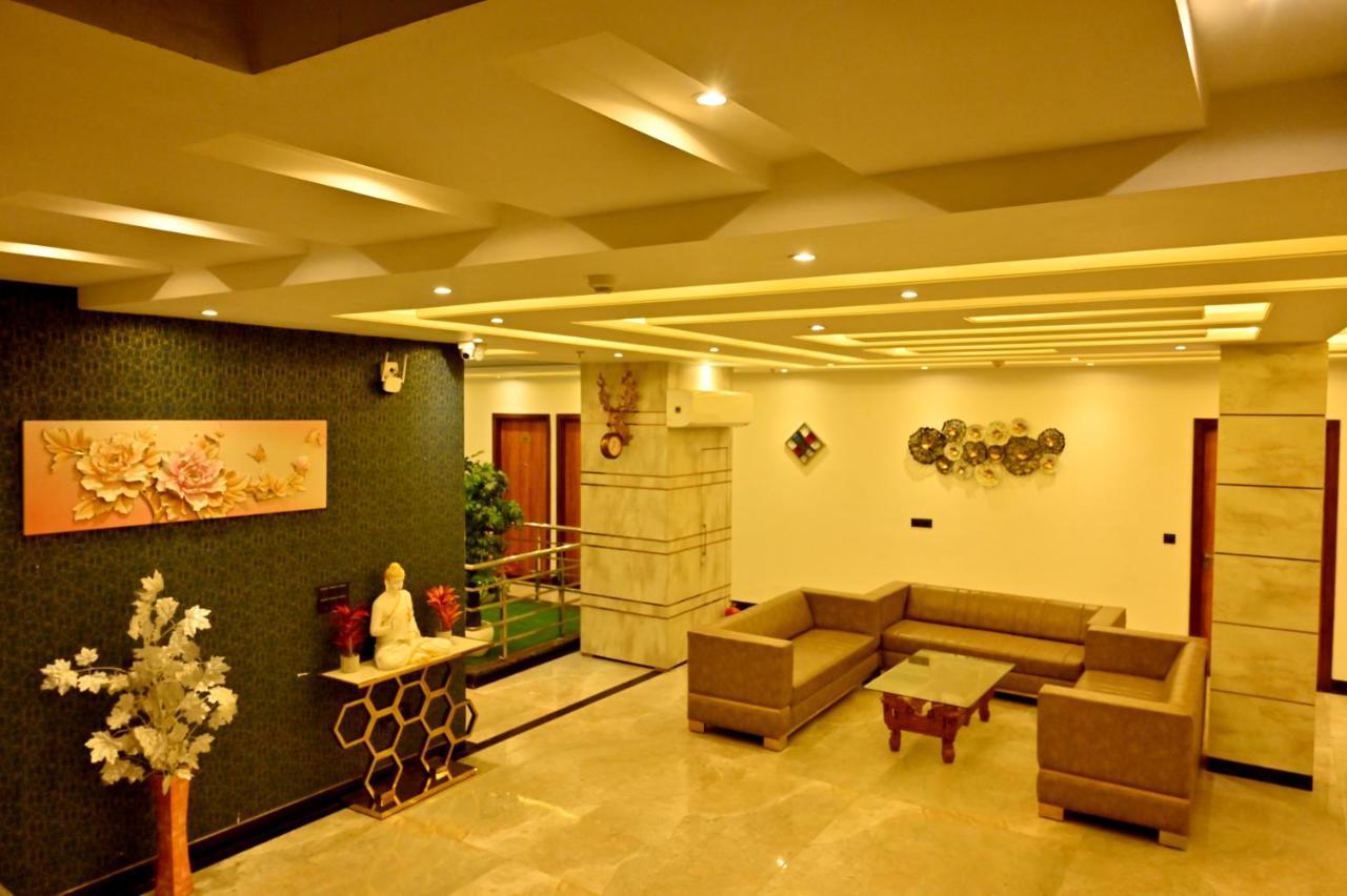 Hotel Elite - 5 Mins From Golden Temple Амритсар Екстериор снимка