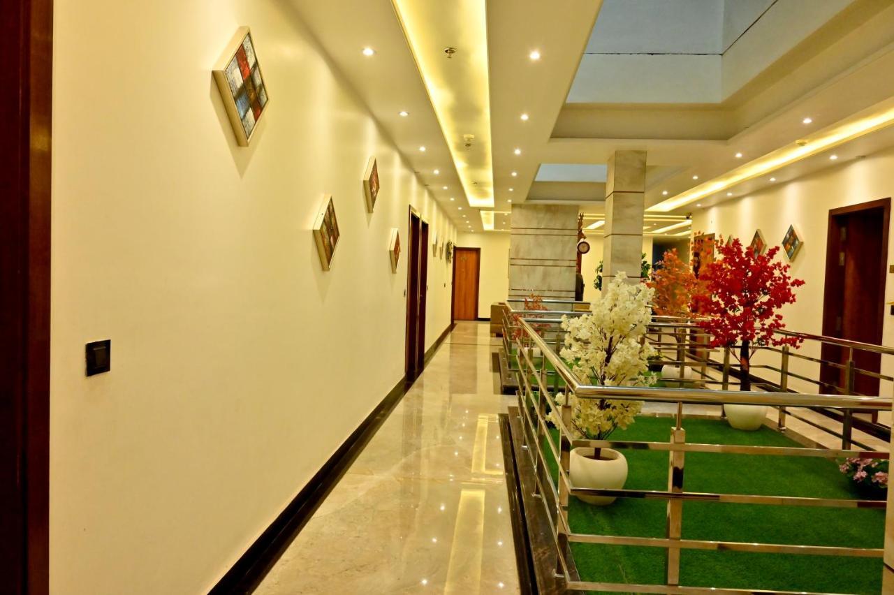 Hotel Elite - 5 Mins From Golden Temple Амритсар Екстериор снимка